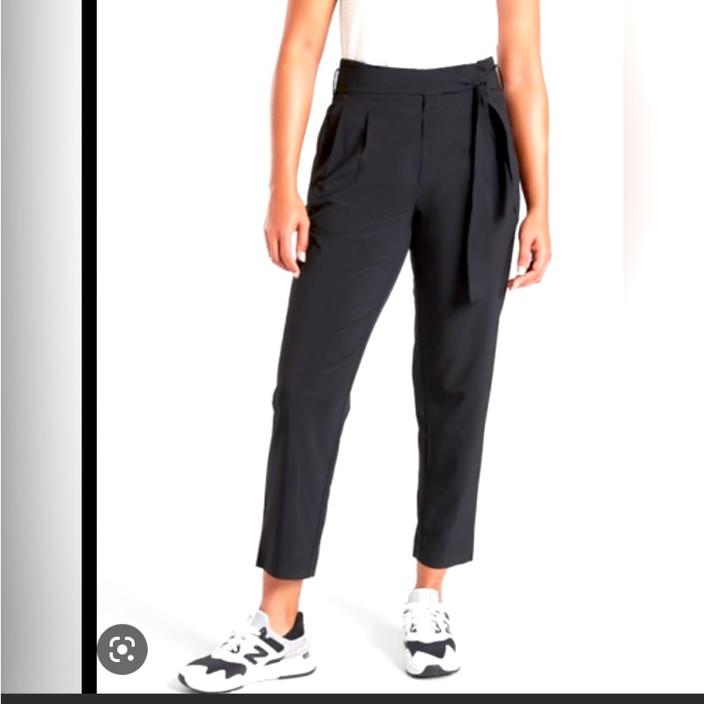 Athleta Skyline Pant II EUC!